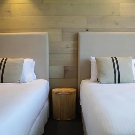 Crown Hotel Surry Hills-3